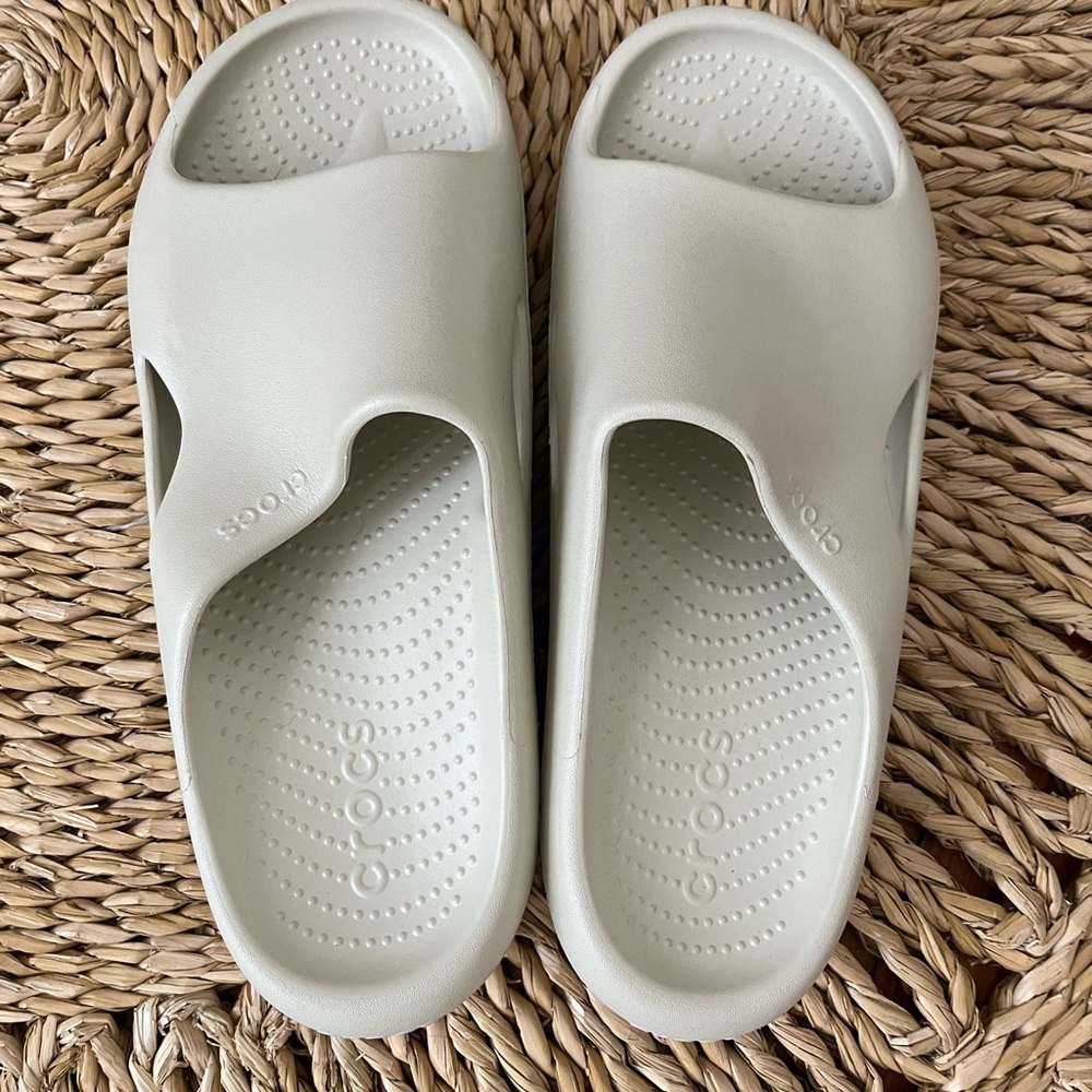 Brand new without tags. Crocs. Mens 10, women’s 12
